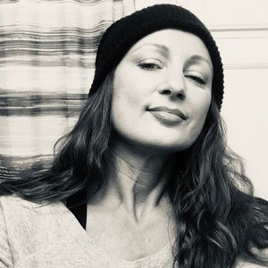 Meet your Posher, Corina